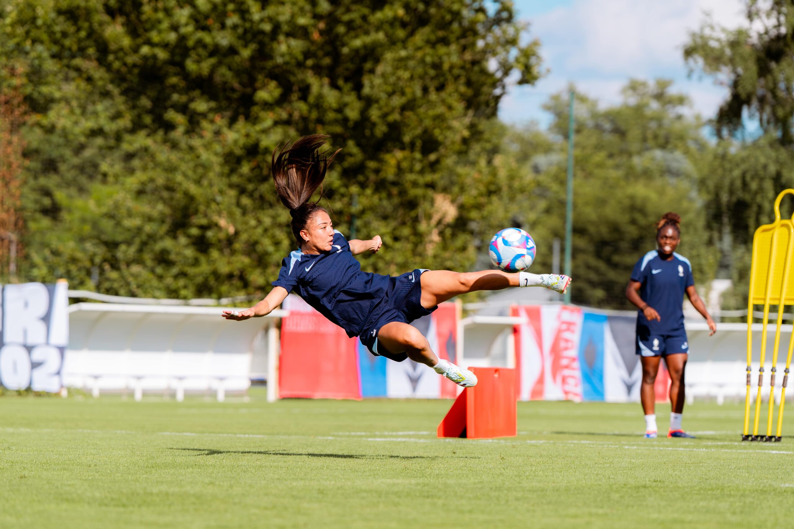location de terrain de foot lyon​